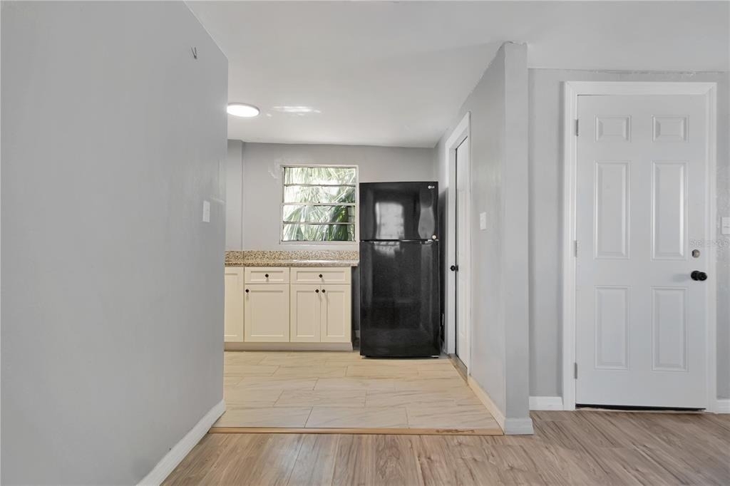 669 Avenue B Nw - Photo 5