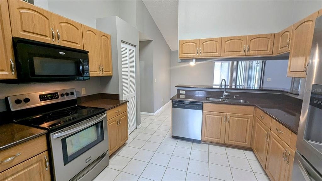 926 Chelsea Way - Photo 1