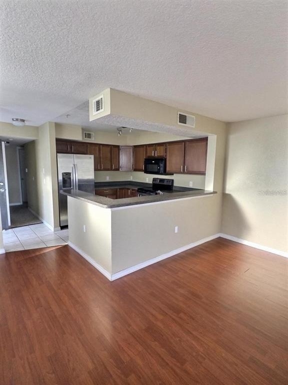 13803 Fairway Island Drive - Photo 4