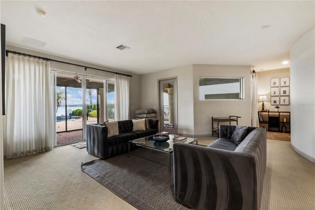 7926 Versilia Drive - Photo 31