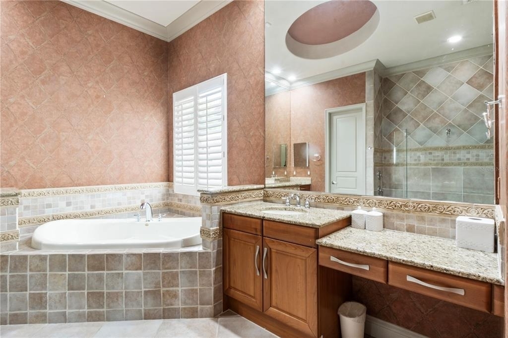 7926 Versilia Drive - Photo 17