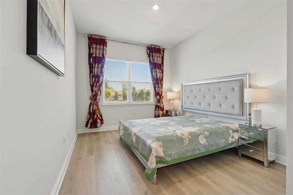 16008 Volterra Point - Photo 28