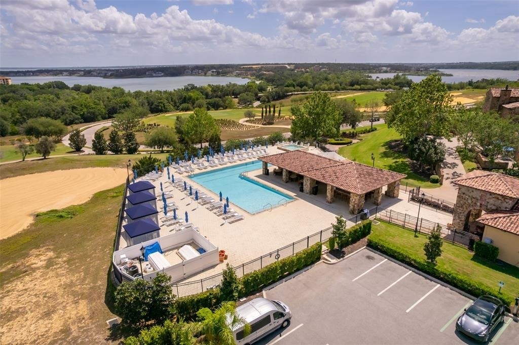 16008 Volterra Point - Photo 44