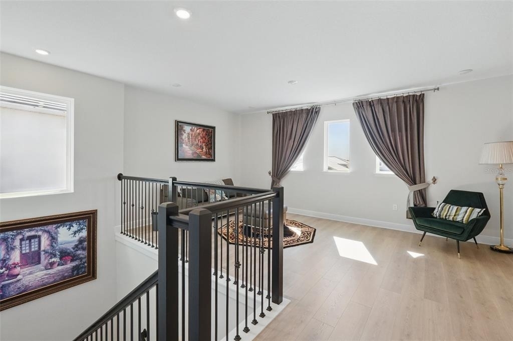 16008 Volterra Point - Photo 20