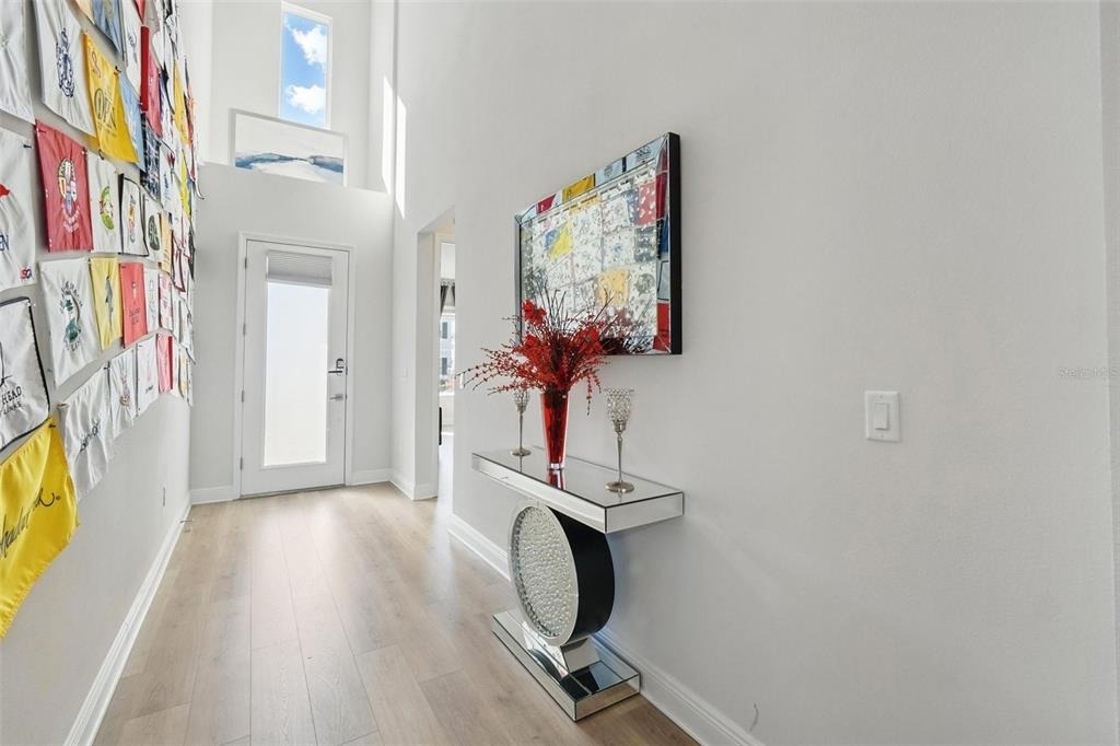 16008 Volterra Point - Photo 2
