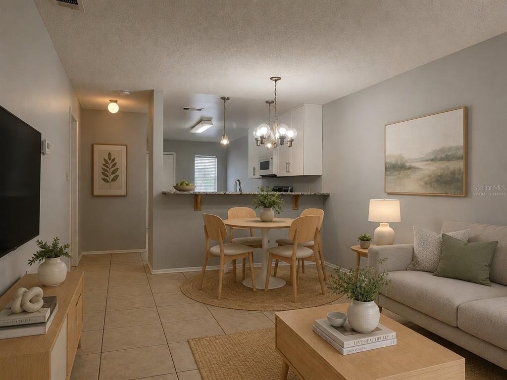 1421 Sophie Boulevard - Photo 3