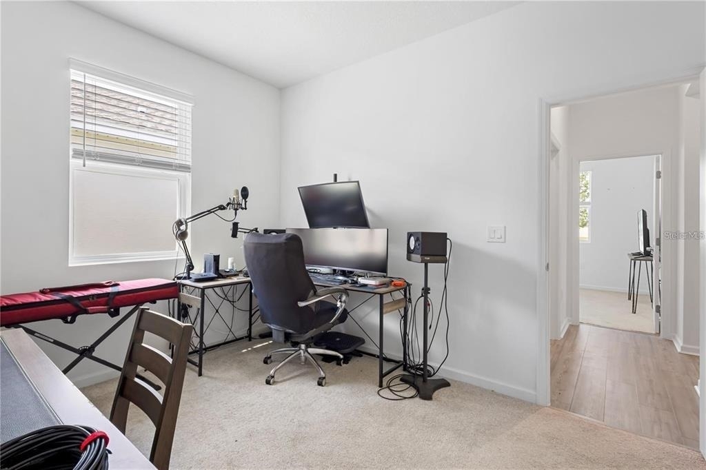2085 Valencia Blossom Street - Photo 21