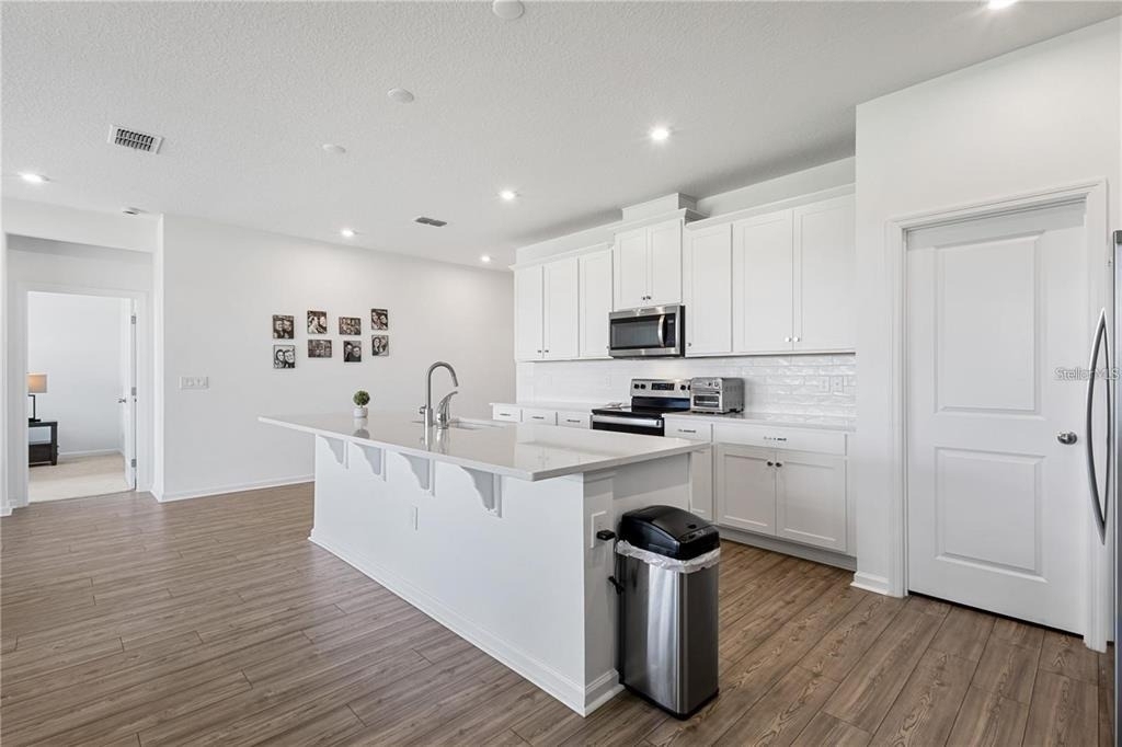 2085 Valencia Blossom Street - Photo 8