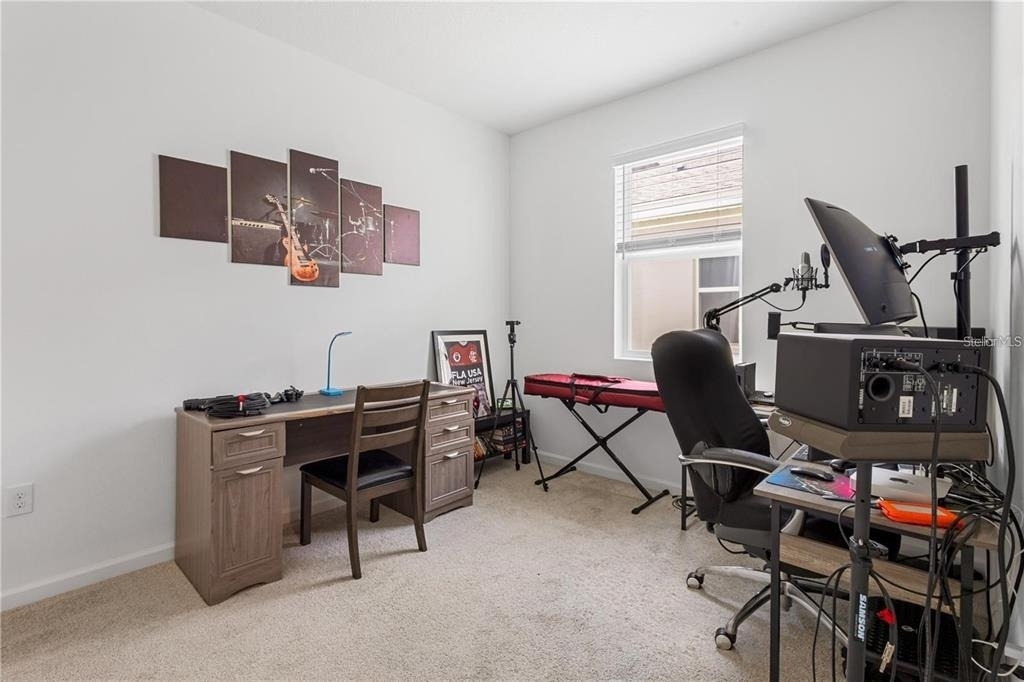 2085 Valencia Blossom Street - Photo 20