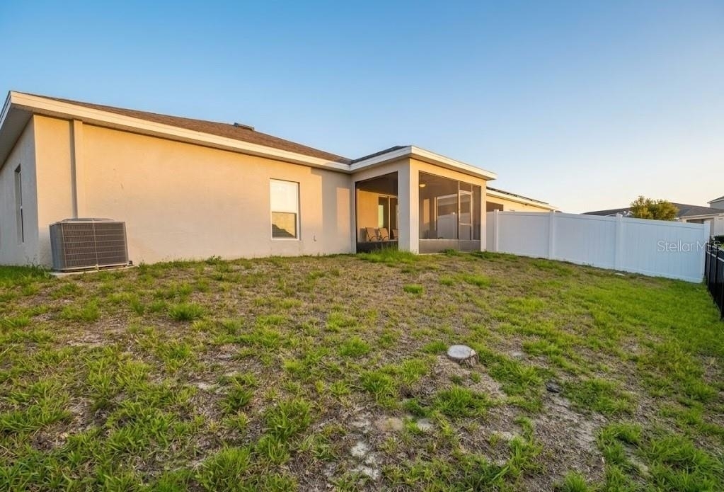 643 Samuel Place - Photo 33