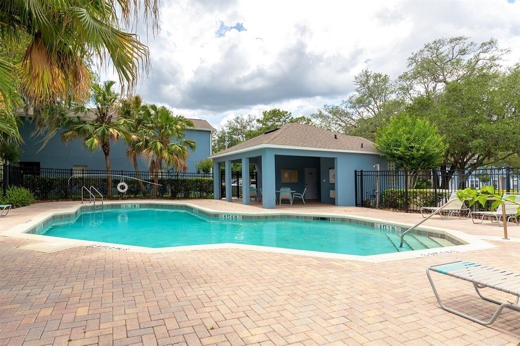 425 Wilton Circle - Photo 15