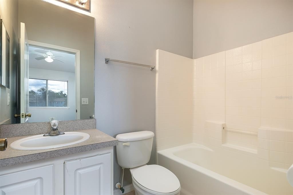 425 Wilton Circle - Photo 8