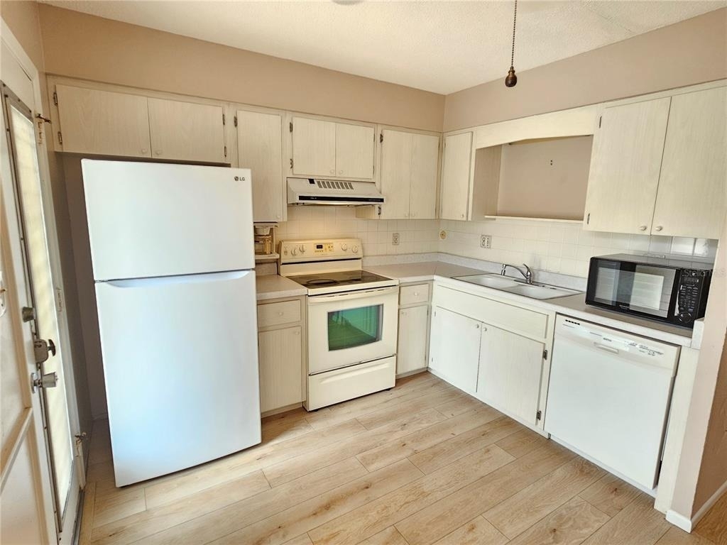 509 W Venice Avenue - Photo 10