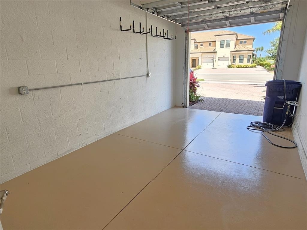 10027 Crooked Creek Drive - Photo 39