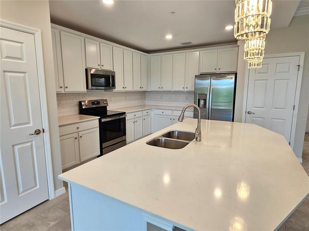 10027 Crooked Creek Drive - Photo 19