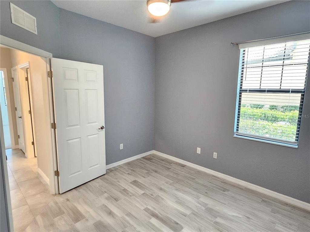 10027 Crooked Creek Drive - Photo 32