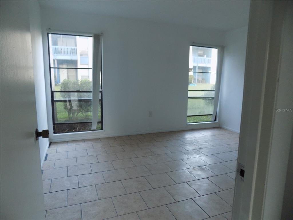 2811 Sw Archer Road - Photo 17
