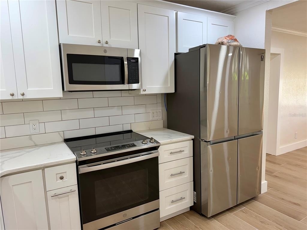 301 S Seminole Avenue - Photo 12