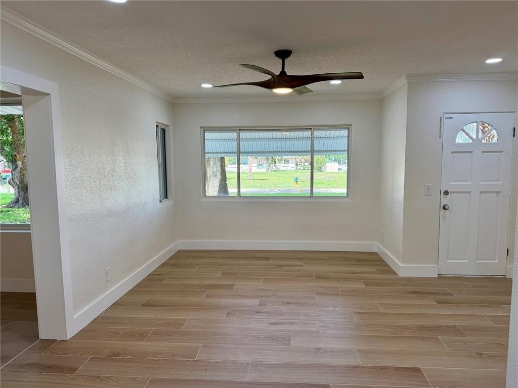 301 S Seminole Avenue - Photo 14