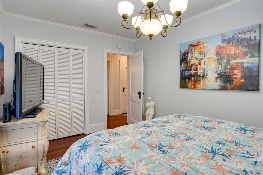 2390 Sheridan Road - Photo 19