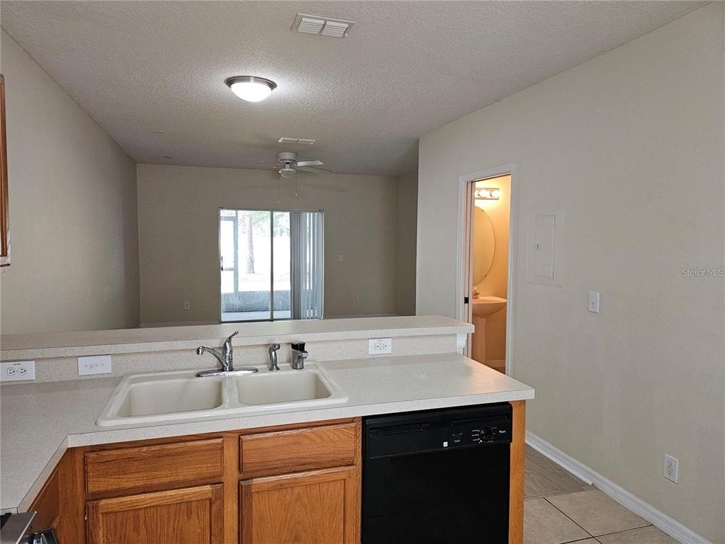 506 Wilton Cir - Photo 5