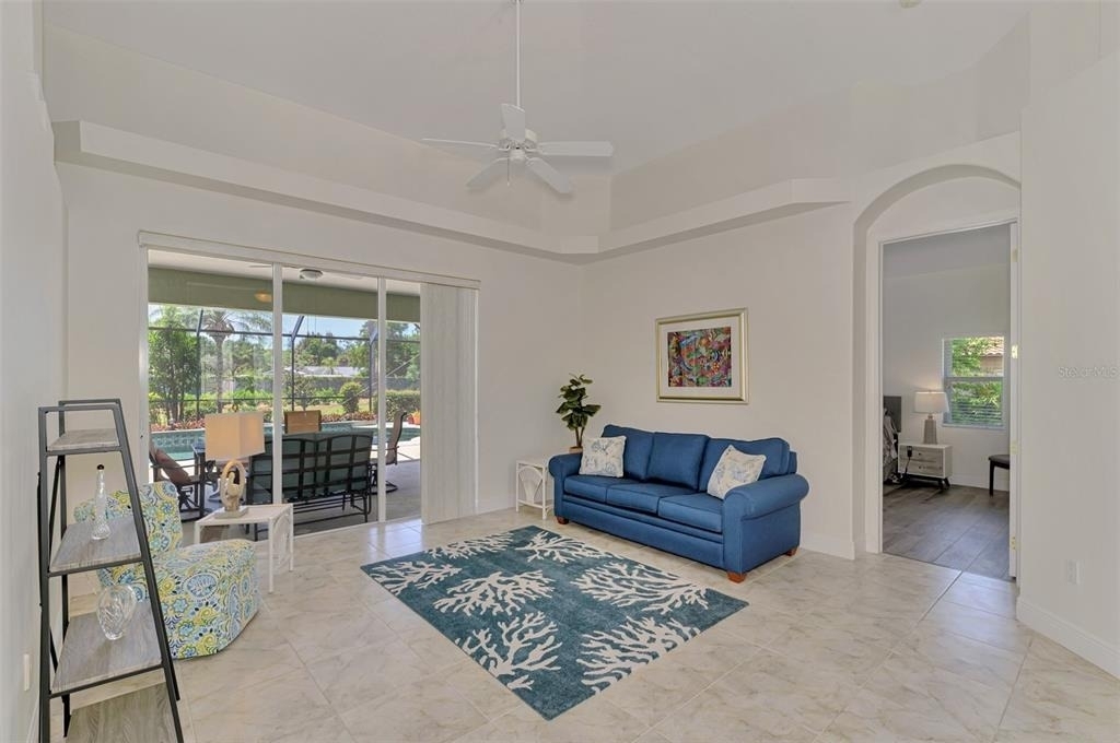 900 Park Place Drive - Photo 18