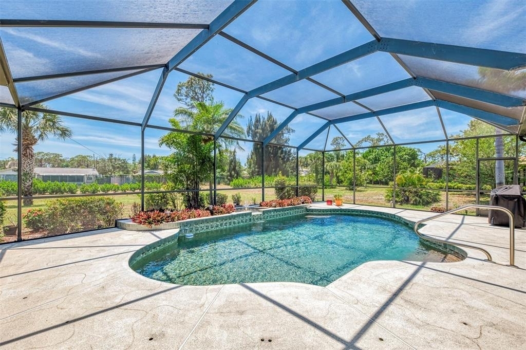 900 Park Place Drive - Photo 8