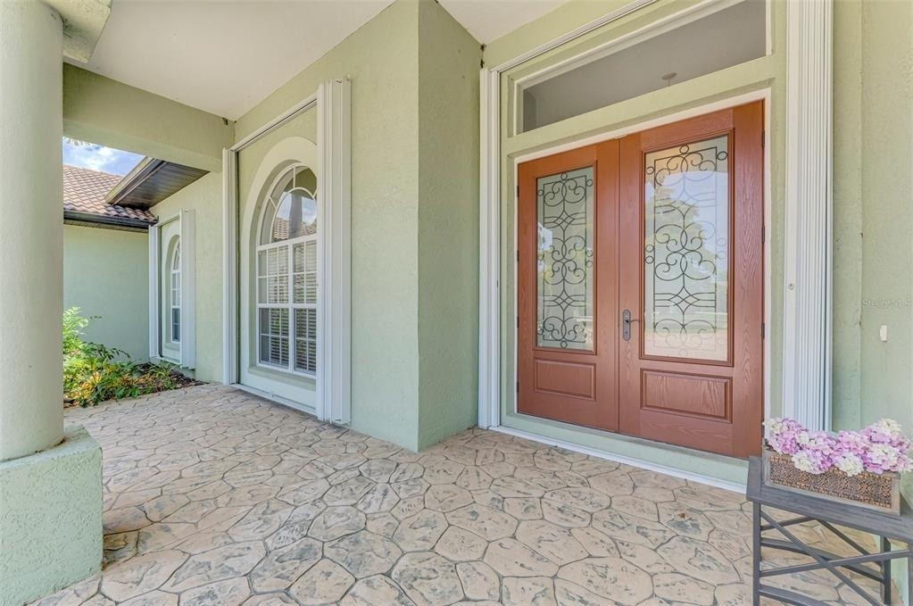 900 Park Place Drive - Photo 3