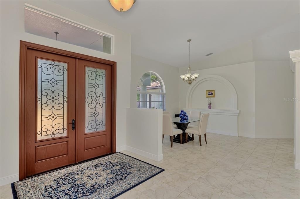 900 Park Place Drive - Photo 4