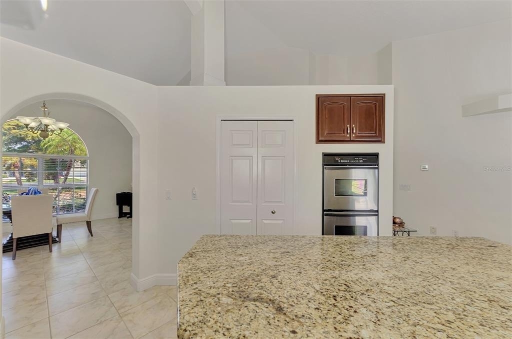 900 Park Place Drive - Photo 30