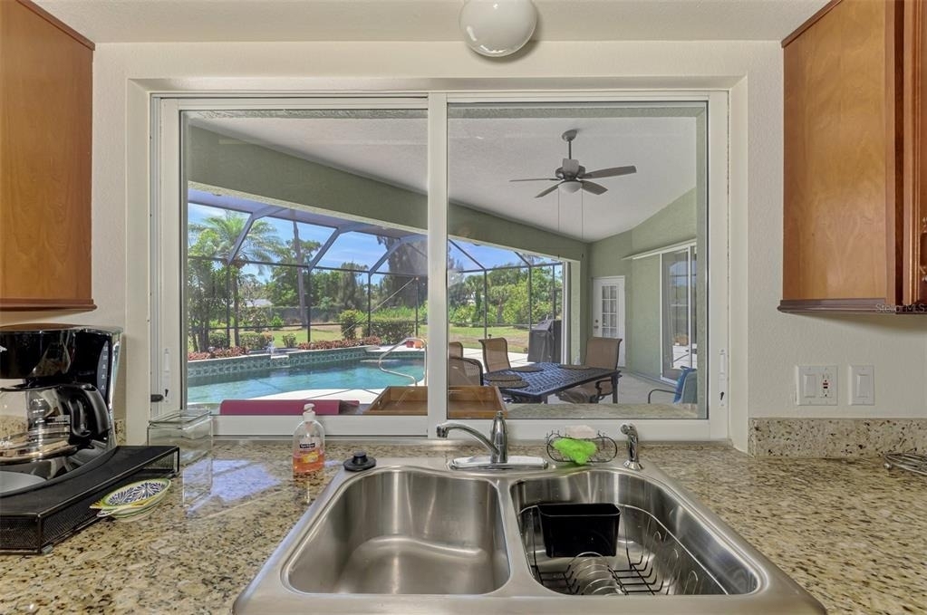 900 Park Place Drive - Photo 29