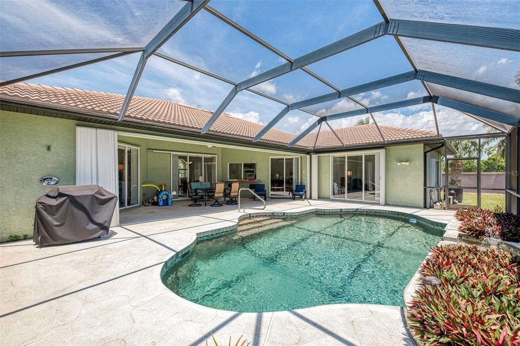 900 Park Place Drive - Photo 9