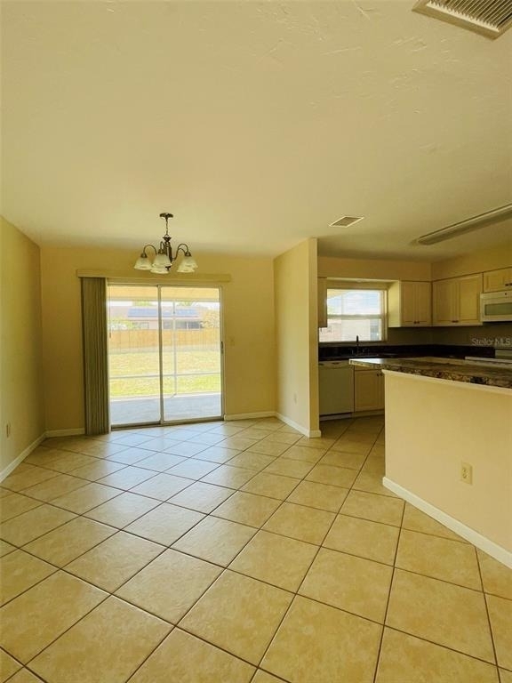 1506 Dewitt Street - Photo 3
