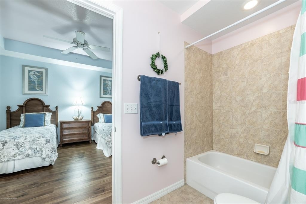 5125 Melbourne Street - Photo 44
