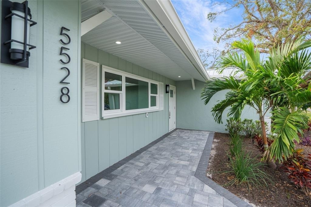 5528 Briarcliff Drive - Photo 1