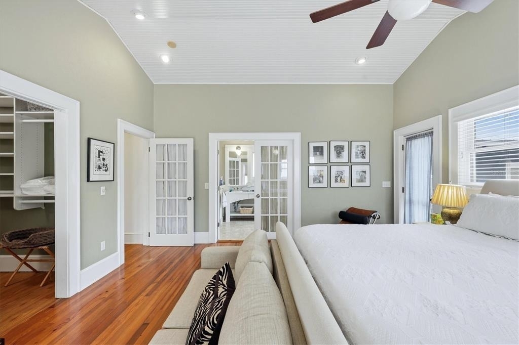 1828 Grove Street - Photo 18