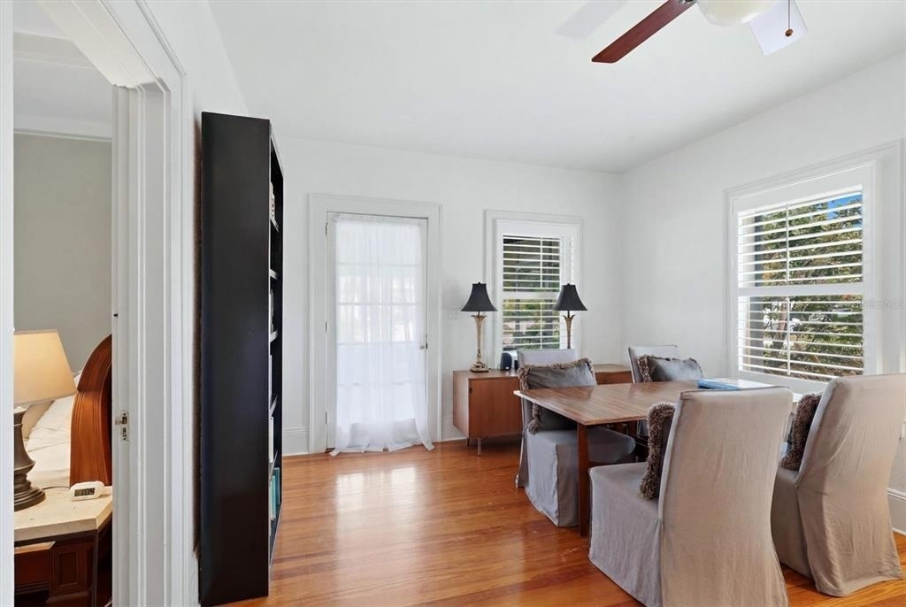 1828 Grove Street - Photo 11