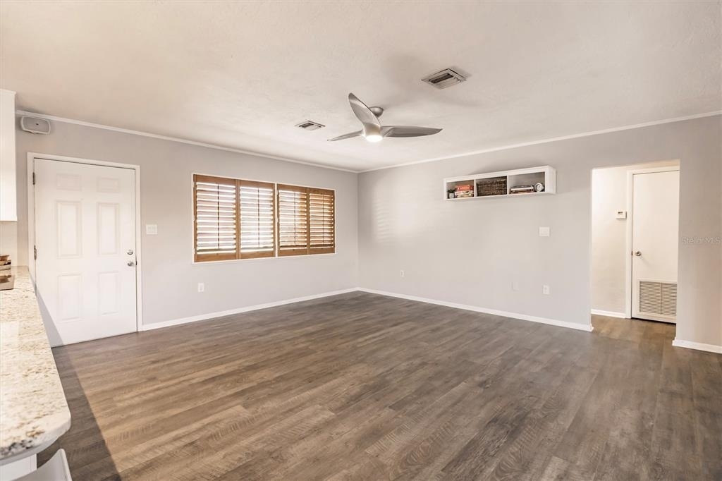 1720 Colleen Street - Photo 3