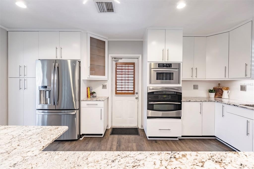 1720 Colleen Street - Photo 16