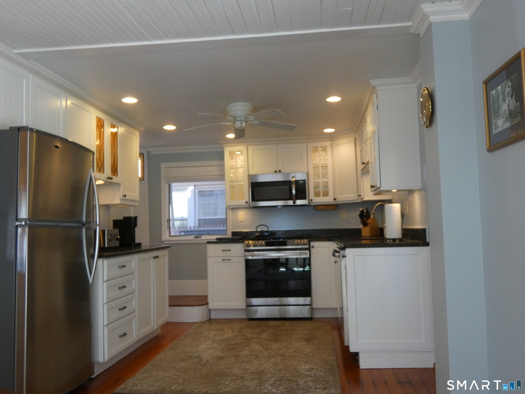 13 Billow Road - Photo 32