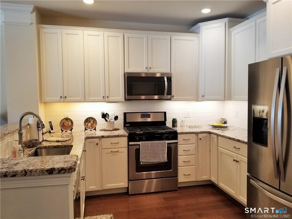 424 Center Meadow Lane - Photo 6