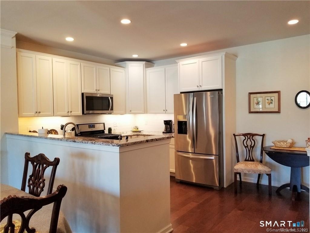 424 Center Meadow Lane - Photo 7
