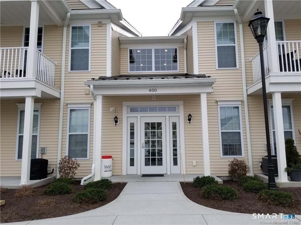 424 Center Meadow Lane - Photo 0