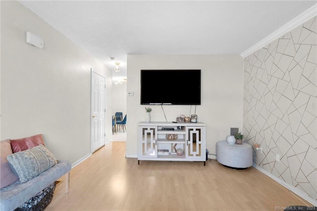 360 Spring Street - Photo 10