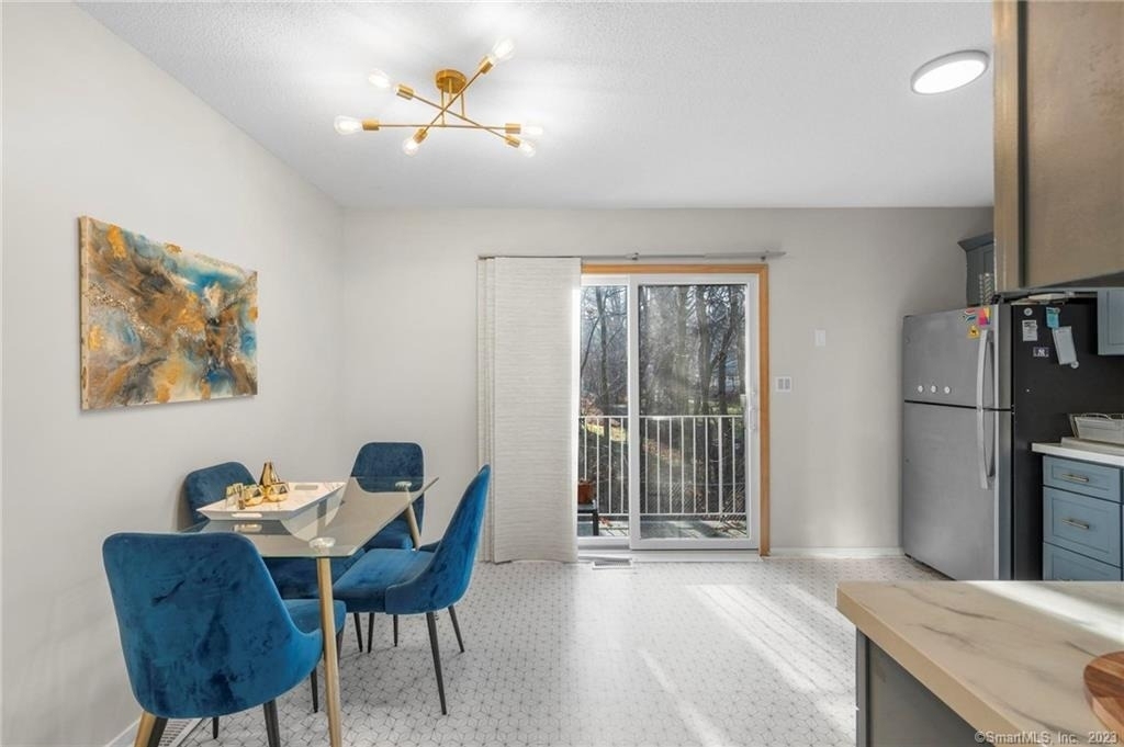360 Spring Street - Photo 4