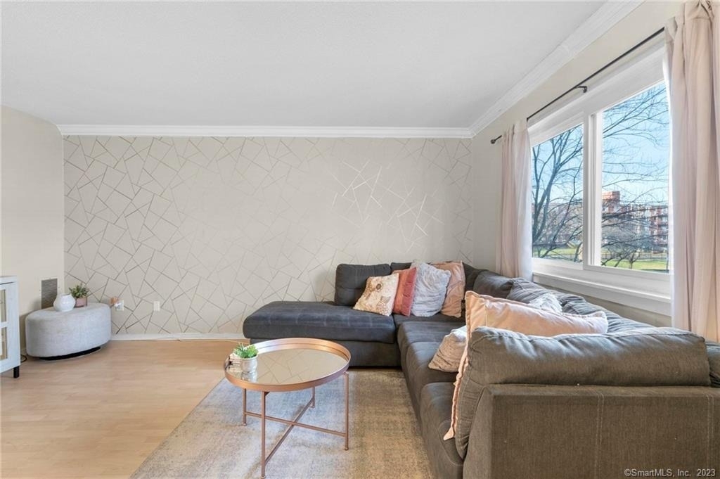 360 Spring Street - Photo 7
