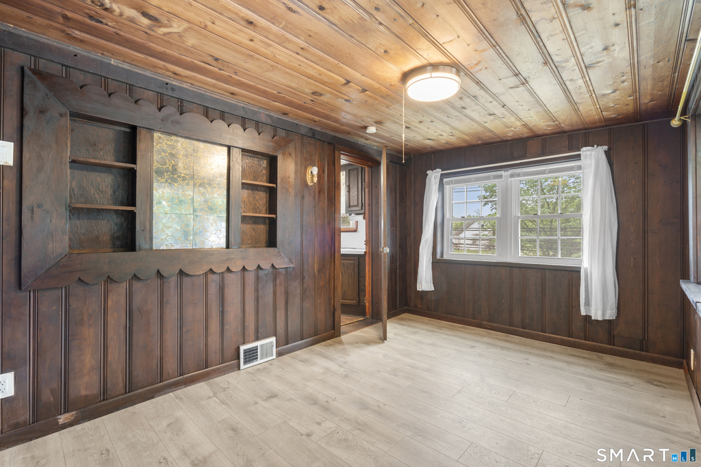 399 Hawthorne Avenue - Photo 23