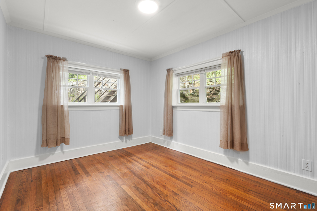 399 Hawthorne Avenue - Photo 28