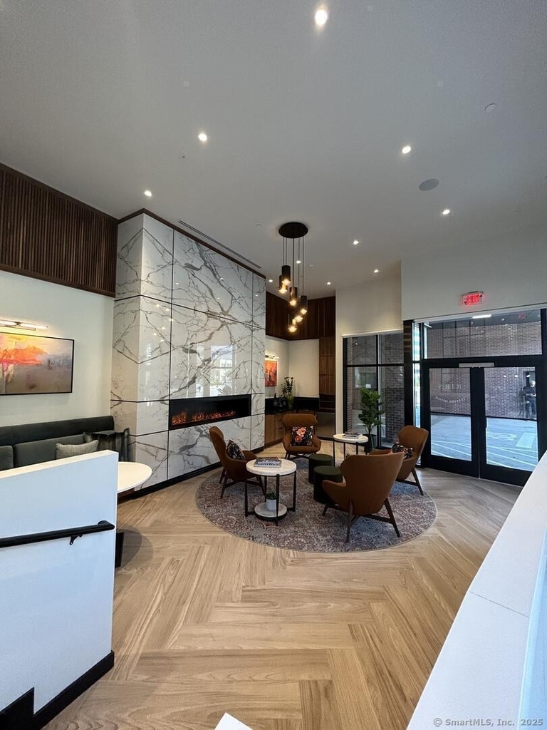 711 Summer Street - Photo 17