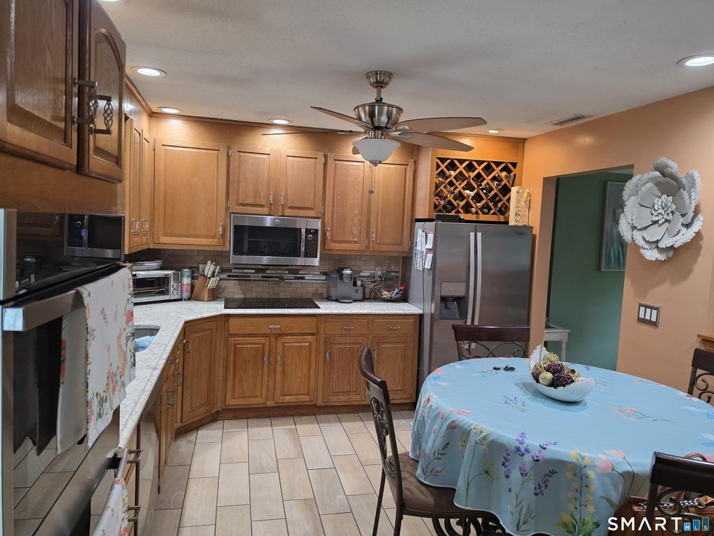 420 Maple Hill Road - Photo 2